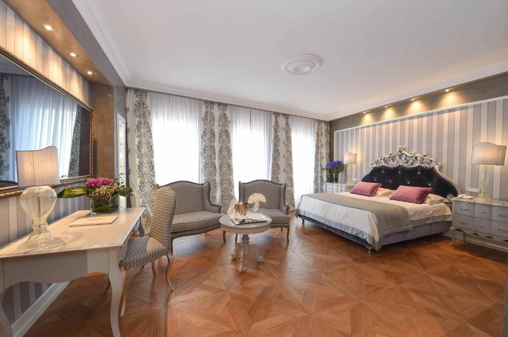 Savoia & Jolanda Hotel